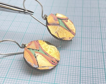 Earring small enamel