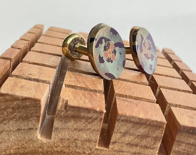 Cuff links B