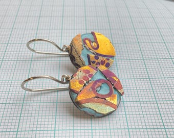 Earring small enamel