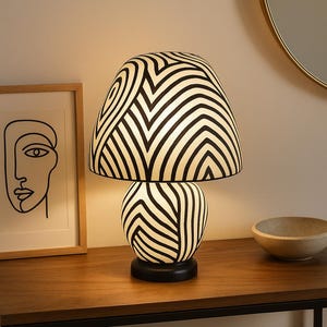 Luminária de mesa de cerâmica com listras de zebra – Luminária de destaque moderna feita à mão para decoração de casa – Luminária de quarto, escritório, mesa ou mesa lateral moderna – Decoração de mesa