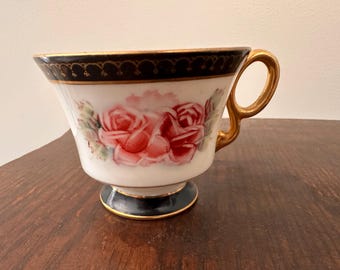 Shafford Tasse mit schwarzem und Goldrand und rosa Blumen