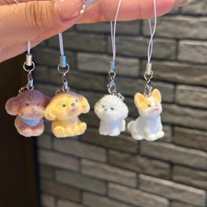 Cartoon Cute Little Dog Pendant Keychain – Adorable Accessory for Bags, Cars & Gifts