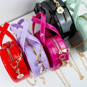 Porte-monnaie rouge personnalisé en forme de coeur - Cuir brillant avec bandoulière chaîne