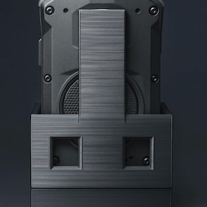 Stacja ładująca Axon Body 4 z opcjonalną blokadą obiektywu