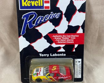 Revell Racing 1996 Edition Terry Labonte #5 Die cast