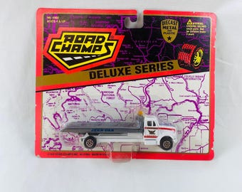1995 Road Champs Deluxe Series Tow Truck