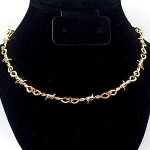 24k Gold Plated, Black, or Rhodium Silver Barbed Wire Necklace