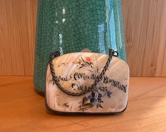 Worlds Columbian Exposition Chicago 1893 Mother of Pearl Purse Coin Souvenir
