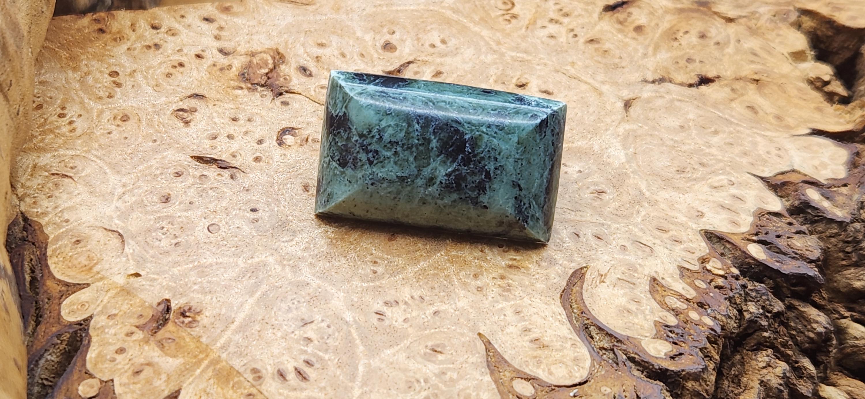 Cascade (Fade to Jade) 出品9/7まで adidas Yeezy 700 V3 Copper Fade (Size 8) - 2021 YZY SUPPLY