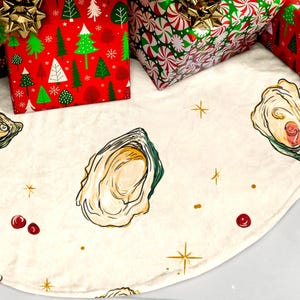 Whimsical Fish Christmas Tree Skirt: Plush Polyester Nautical Holiday Decor