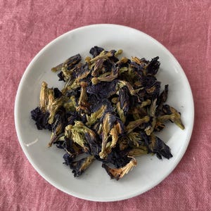 Butterfly Pea Flower Tea: Color-Changing Herbal Blue Tea