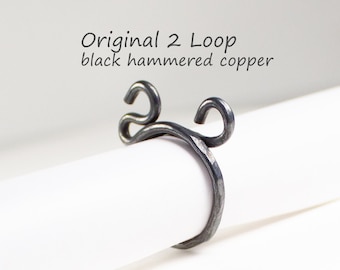 Black 2 loop yarn tension rings and crochet rings, great gift for Mothers Day or any day, learn to knit or crochet with this ring