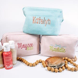 Personalized Seersucker Makeup Bag-Custom Zipper Cosmetic Bag Embroidered with Bow and Name -Travel Bag Gift for Girls & Bridesmaid