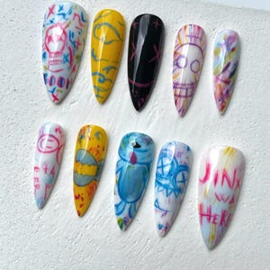 League of Legends Jinx press on Nails Jinx Graffiti Nail Art Jinx-Themed Fake Nails Fun & Bright Graffiti Press Ons Colorful Nails