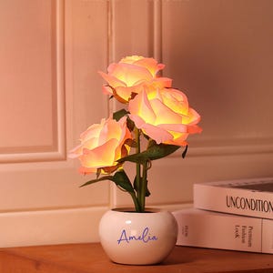 Personalized LED Tulip Night Light – Simulated Flower Lamp for Desk & Room Decor – Romantic Atmosphere Light, Table Lamp, Gift for her