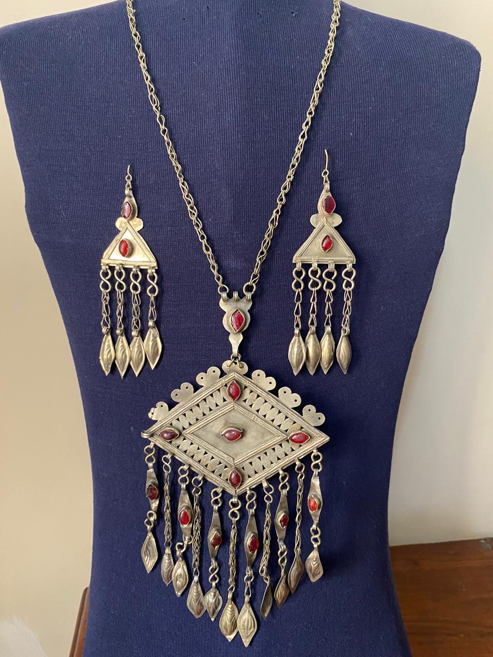 TURKMEN JEWELRY ネックレス　ヴィンテージ Turkmen Jewelry - Etsy