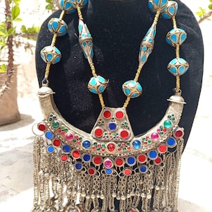 Ethno Kuchi Tribal-Halskette: Boho Statement Schmuck