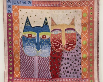Totem Cat Tapestry – Mystical Wall Tapestry for Energy Protection | 30x30cm Spiritual Decor for Sacred Spaces