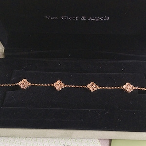 Authentic VCA Vintage 18K Rose gold Mini clover Bracelets