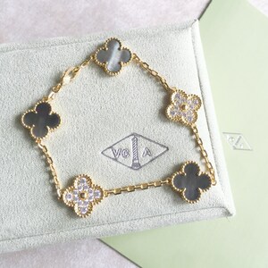 Authentic VCA Vintage 18K Yellow gold Gray mother-of-pearl Diamond clover Bracelets