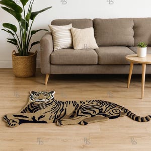 Handmade Handtufted Tiger Shaped Rug – Jungle Animal Carpet – Wild Cat Floor Mat – Boho Safari Home Decor – Kids Room & Nursery Accent Rug