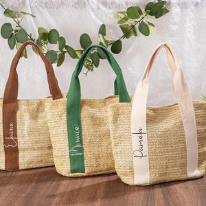 Personalized Straw Bag,Small Beach Bag,Custom Name Tote Bags,Bridesmaid Gifts,Bridesmaid Bags,Bachelorette Gifts,Girls Trip Bags,Straw Bags