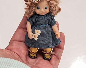Dulce casa de muñecas en miniatura hecha a mano Ooak para bebé niña