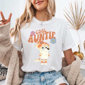 Blue Dog Aunt Shirt, Cool Aunt Shirt, Godmother Tee, Gift for Auntie, Funny Aunt Shirt, Blue Dog Family Shirt ,Blue Dog Aunt Frisky Tee,