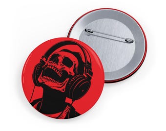 Red Skull Headphones Enamel Pin: Punk Rock Music Accessory