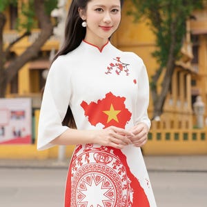 Kant-en-klare traditionele Vietnamese vrouwen met Ao Dai - Set met verschillende items