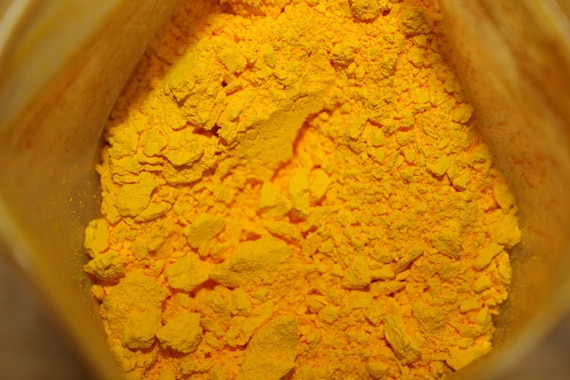 1 Oz Bright Sunny Yellow Pigment Mica Great for Cosmetic Soaps Bath Bomb Lotions Shower gels Bath Salts and many more
