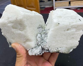 twin feldspar with schorl tourmaline from skardu Pakistan 2266 grams & 180x110x100