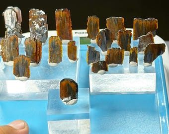 Brookite ( reddish crystals ) 20 pieces and 27 grams from Kharan Baluchistan Pakistan