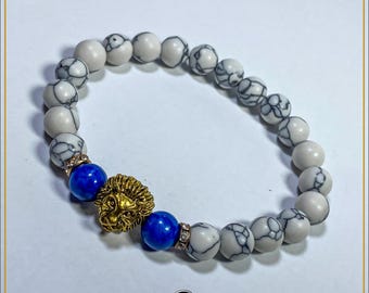 Howlite Bracelet with Lion Pendant: Calming Gemstone Jewelry