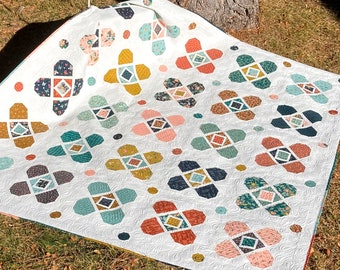 Tying the Knot - PAPER Quilt Pattern - Fat Quarter Friendly in 6 size options