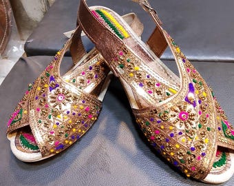 Handmade Women’s Embroidered Sandals | Traditional Khussa Chappal | Ethnic Festive Footwear