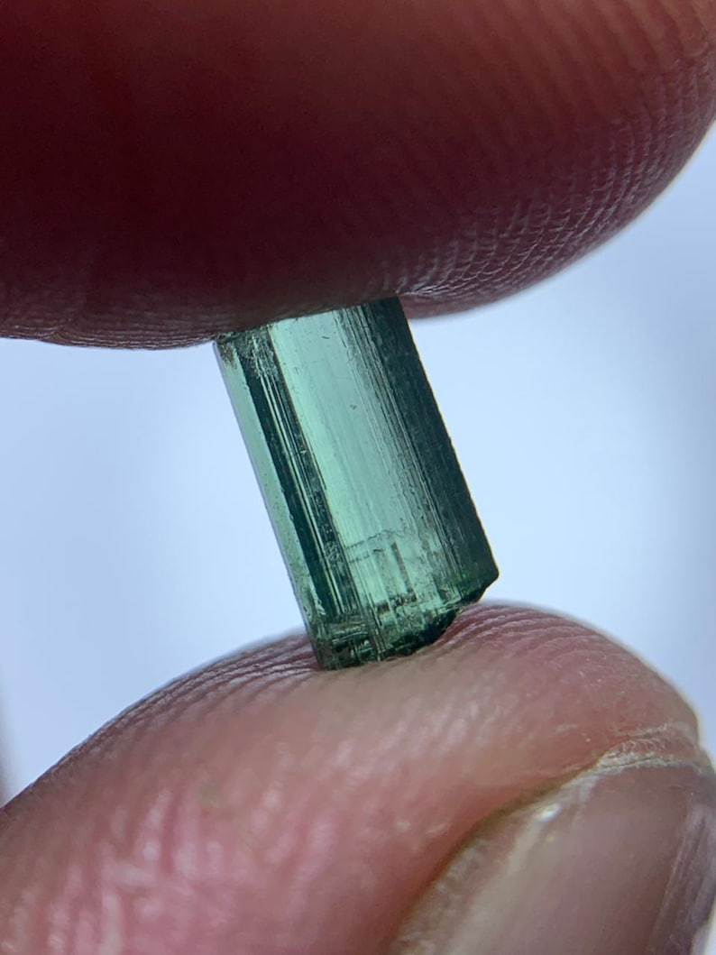 AAA-kvalitets turmalin grov parti 37,45 ct | Afghanistan | Hög fasetteringsgrad bild 13