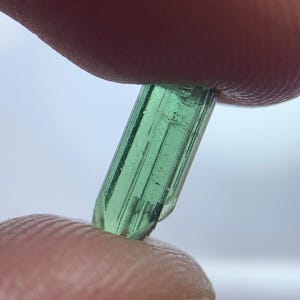 AAA-kvalitets turmalin grov parti 37,45 ct | Afghanistan | Hög fasetteringsgrad bild 8