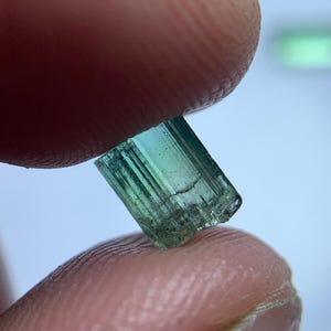AAA-kvalitets turmalin grov parti 37,45 ct | Afghanistan | Hög fasetteringsgrad bild 10