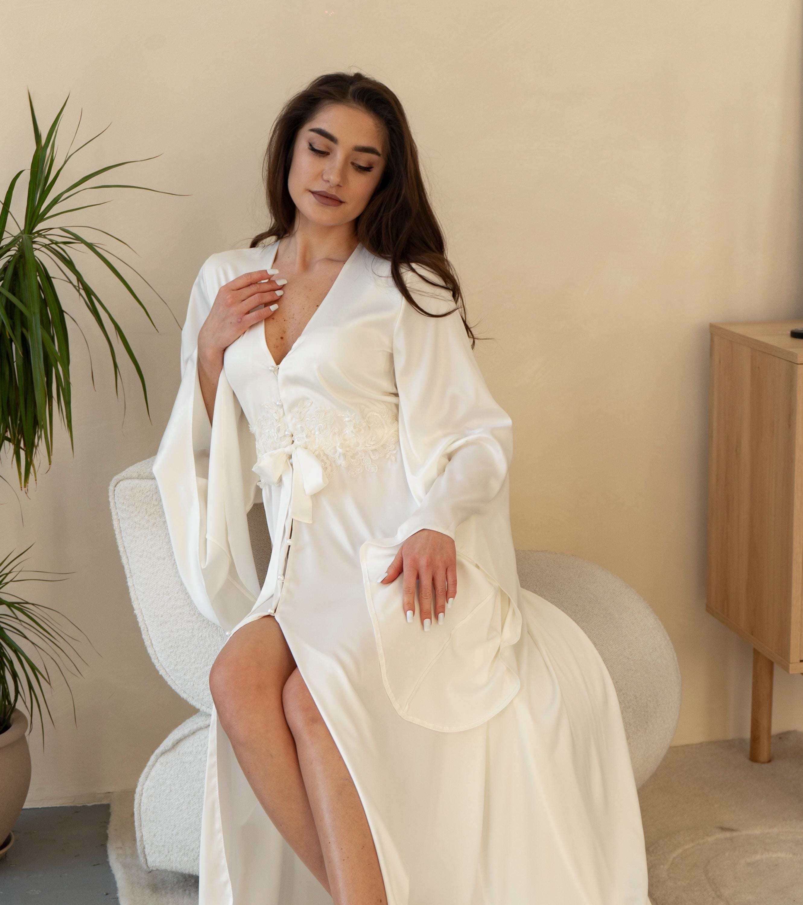 White Silk Kimono Robe - Luxurious Floor Length Bridal Robe - White ...