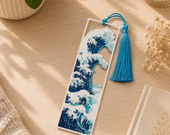 Bookmark “The Great Wave” – inspired by Hokusai – 3D printed with texture – PLA bookmark with blue tassel