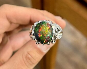 Etiopisk svart opalring – oval cabochon, statement-smycken i sterlingsilver