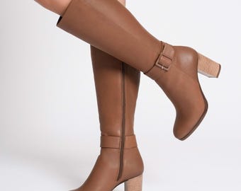 Damen-Blockabsatzstiefel - Schicke Herbst- und Wintermode - Bequeme, alltägliche kniehohe Lederstiefel mit eleganten Schnallendetails
