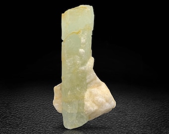 アクアマリン結晶標本：アフガニスタン産天然アクアマリン鉱物（87