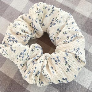 Blue Floral Cotton Scrunchie – White Hair Tie, Dainty Flowers | Soft Girl Cottagecore Coquette | Made in Italy | Women & Girls Gift