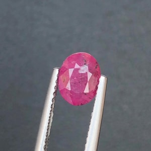 Pinkish Red Ruby: 1.30 Ct Oval July Birthstone Gemstone