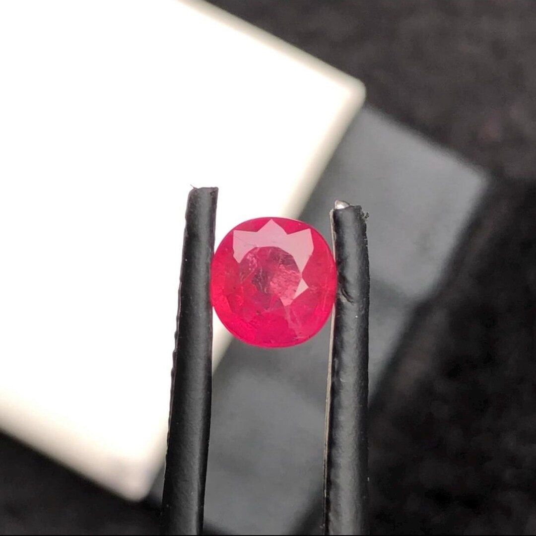Perfect Ruby Natural Red Ruby 0.87 Ct, Certified Cushion Cut, Loose Faceted Gemstone ...