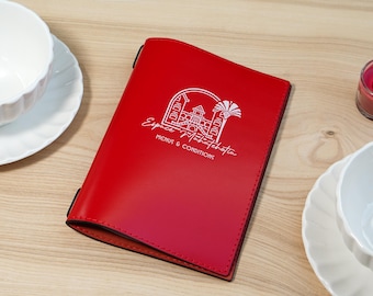 Porta-menu em couro com logotipo em relevo: Pasta para cardápio de restaurante nos formatos A4 e A5