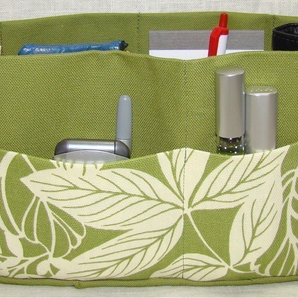 PURSE ORGANIZER INSERT WITH ENCLOSED BOTTOM / Green Leaves / 5 SIZES / Lots of pockets to keep all of your items organized / change purses in a flash/CHECK OUT MY SHOP FOR MORE COLORS AND FABRICS