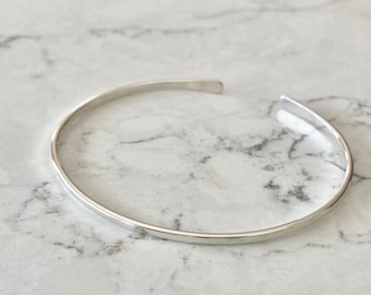 Dünnes Sterling Silber Armreif, verstellbar